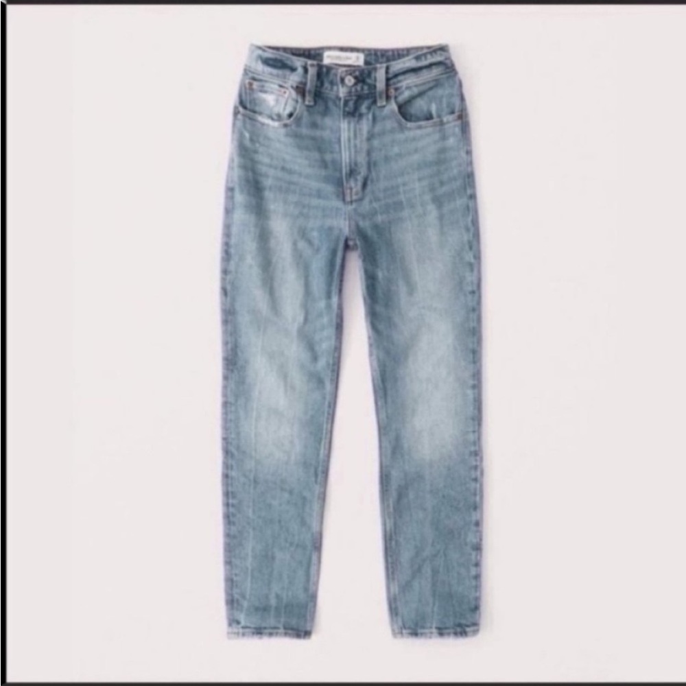 A Loves A Jeans Denim button Fly Mom Jeans loose fit
Size 29 x 28 Nordstroms